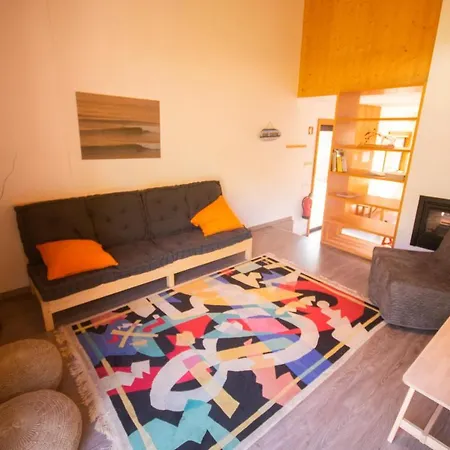 Bukubaki Eco Surf 4* Ferrel (Leiria)
