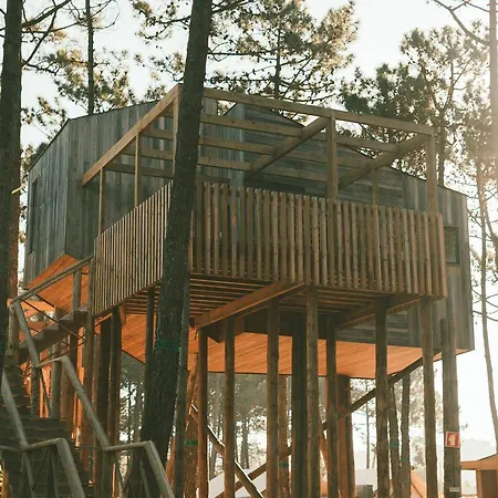 Bukubaki Eco Surf Resort