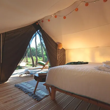 Bukubaki Eco Surf 4* 费雷尔