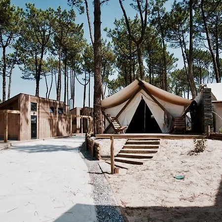 Bukubaki Eco Surf Ośrodek wypoczynkowy 4*