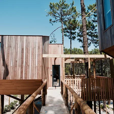 Bukubaki Eco Surf Rezort