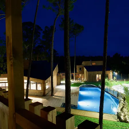 度假村 Bukubaki Eco Surf 4*