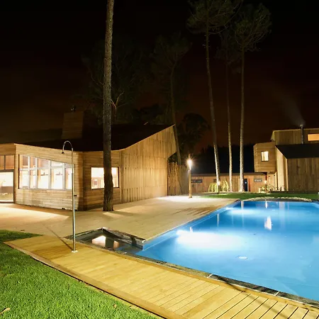 Bukubaki Eco Surf Feriested