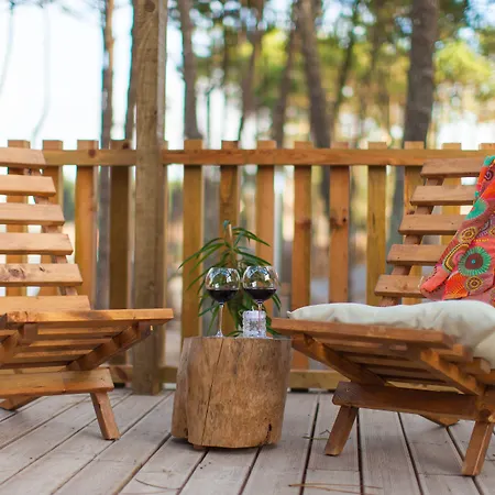 Bukubaki Eco Surf Feriested