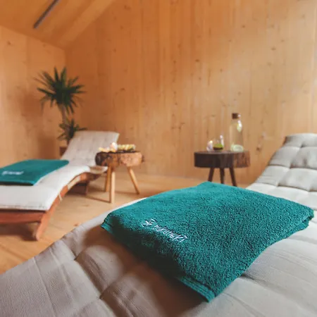 Rezort Bukubaki Eco Surf 4*