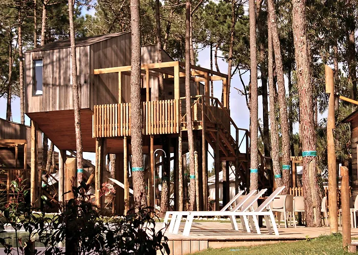 Bukubaki Eco Surf Feriested